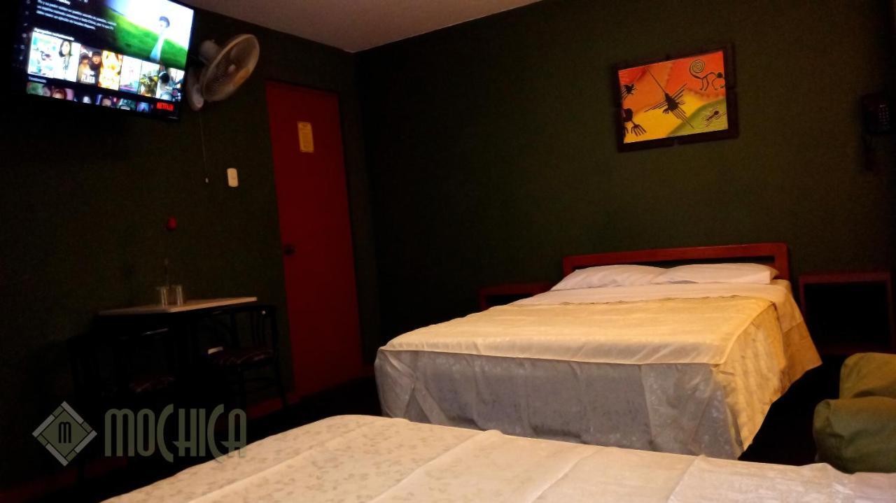 Hostal Residencial Mochica Lima Extérieur photo