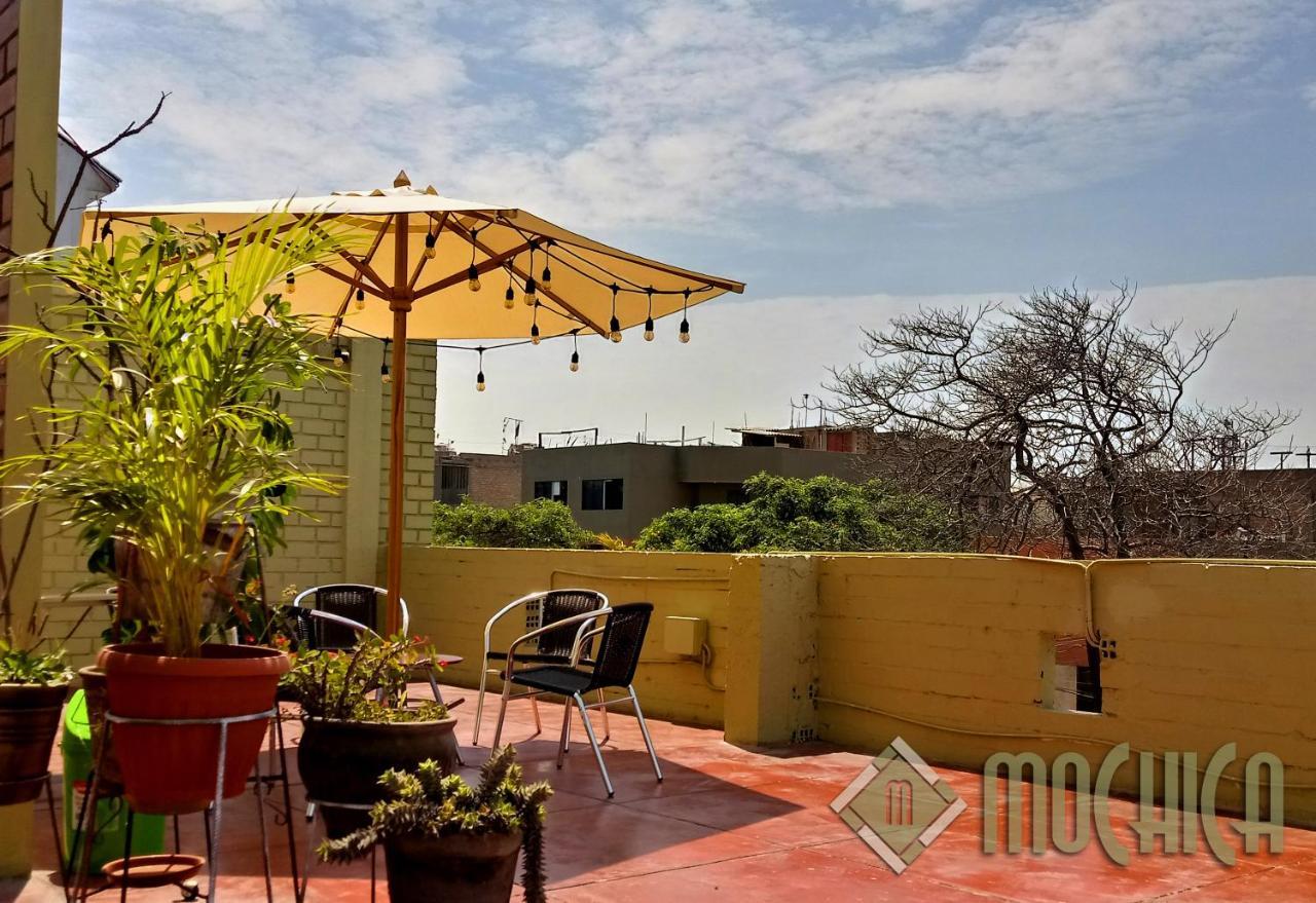 Hostal Residencial Mochica Lima Extérieur photo